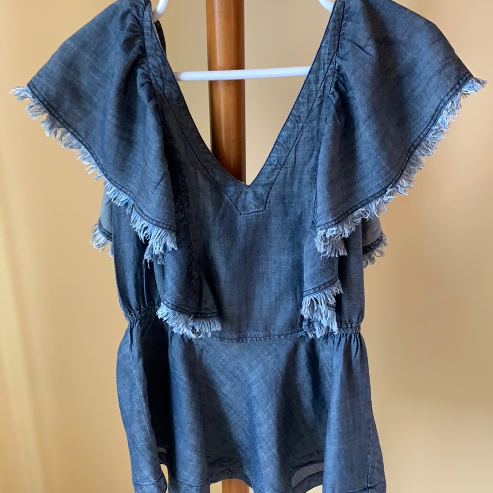 Trina Turk Ruffles Top - Picture 1 of 9